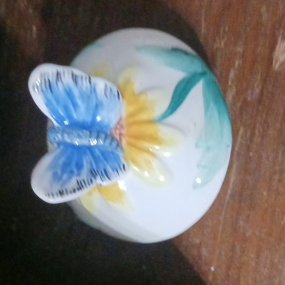 Hand Painted Floral Teapot - Picture 7 of 10